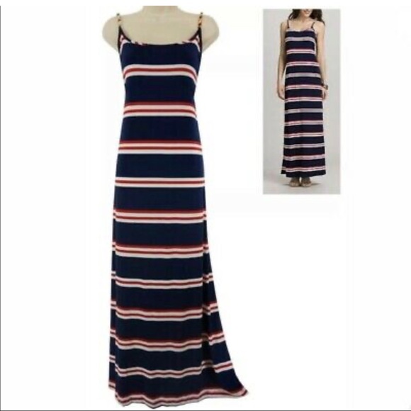 Roz & Ali Dresses & Skirts - Roz & Ali striped maxi dress
